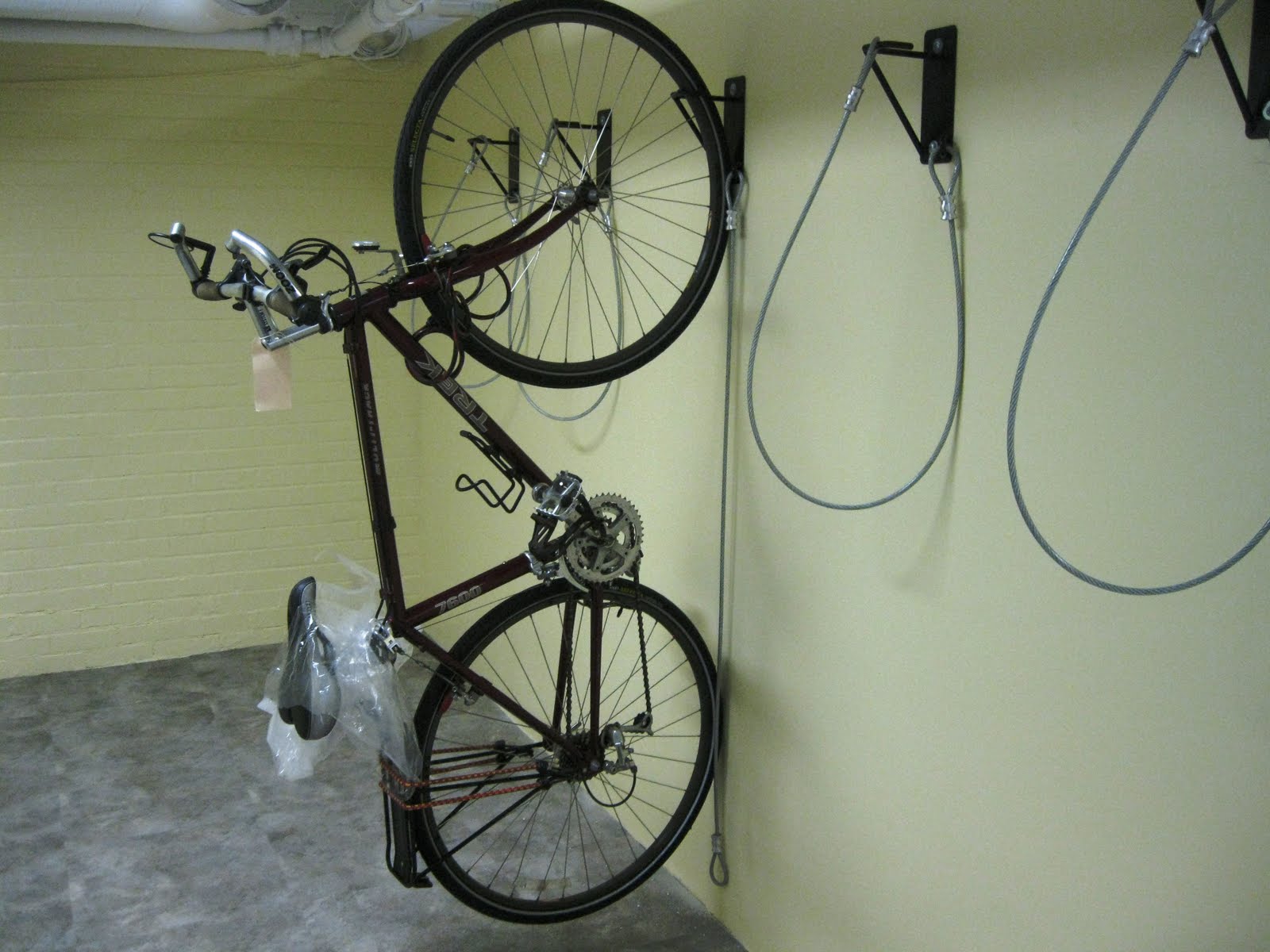 NYC BIKE STORAGE. HOW TO DESIGN BIKE STORAGE ROOMS IN NYC West 76th