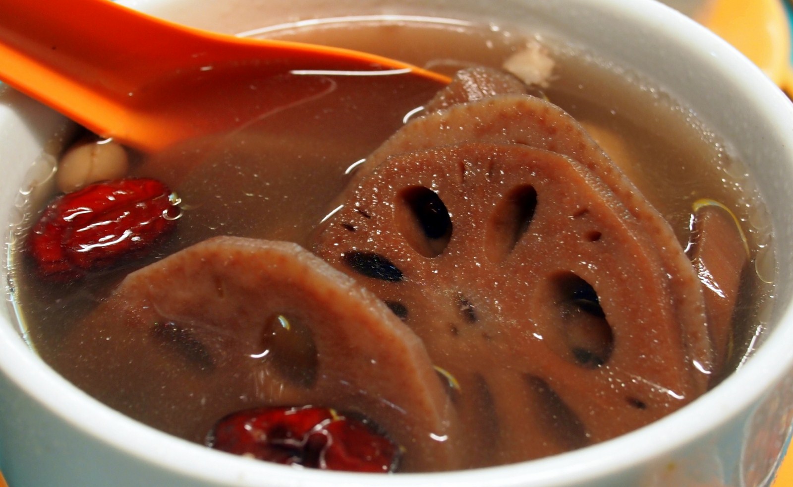 A LiTtLe CLOZER 2 ViN&Ru Smith Street Hawker Centre Chinatown