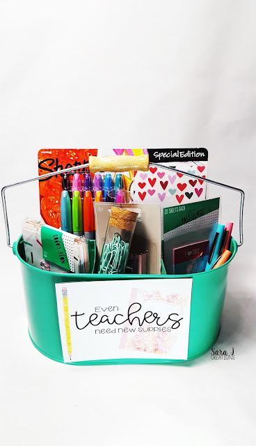 Teacher appreciation gift ideas plus free printable cards.  Perfect for teacher appreciation week or the end of the school year.