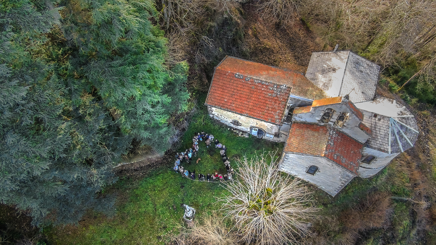 LES AMIS DE LA CHAPELLE SAINTVALENTIN Un amour de Chapelle