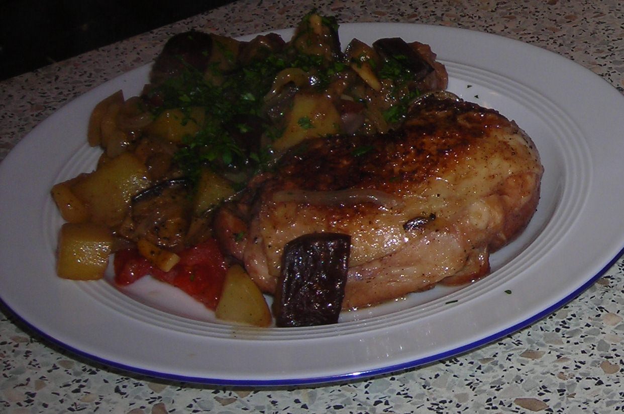 Preiswert kochen mit Winniepatschi: Tavuk güveci (Gemüse-Huhn-Topf)