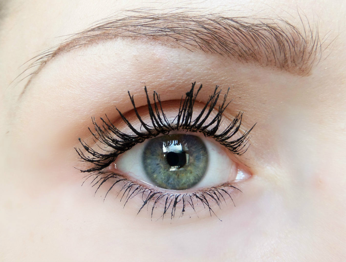 Makeup Revolution Inner Eye Brightener Mascara and Maltesers UK