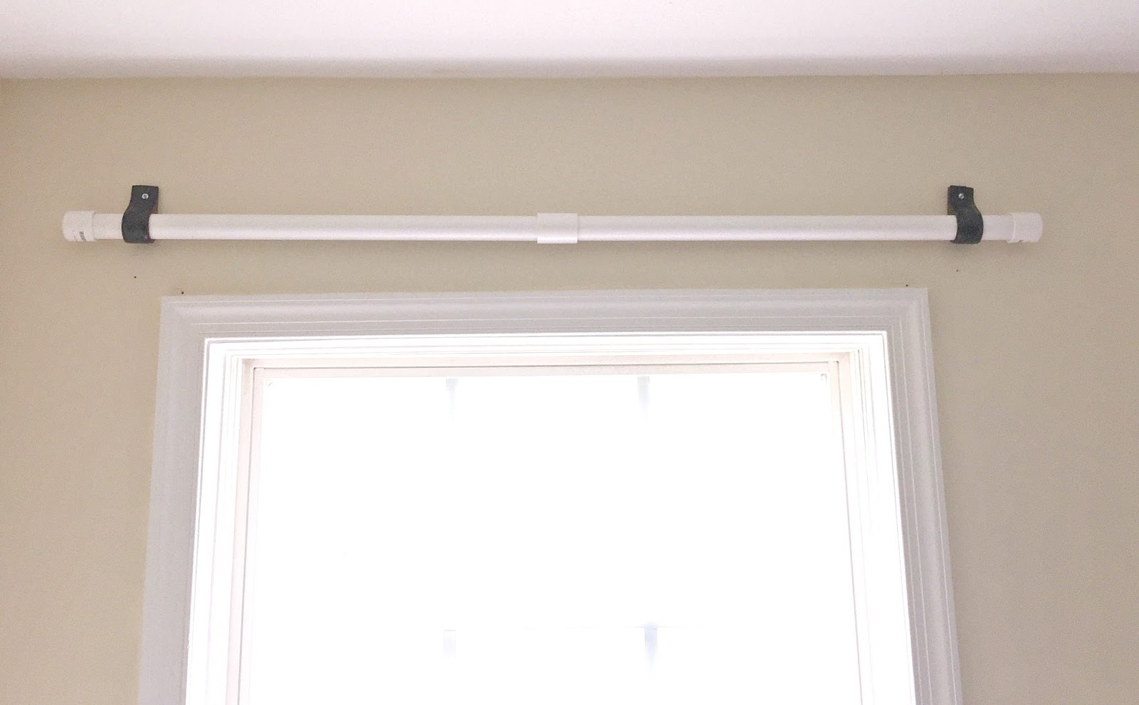 Vikalpah Est Diy Curtain Rod Using Pvc Pipe The Total Cost Of Pvc Pipe End Caps And Coupling Is 14 47 I Already Had Belt Dry Wall S Anchor Left Over From How To Install