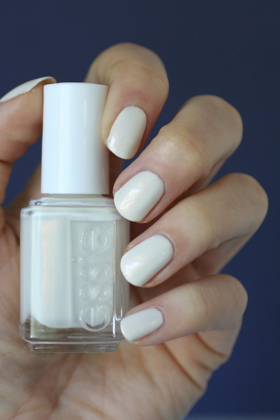 Essie Summer 2017 Swatches Review Comparisons Essie Envy essie summer 2017 swatches review