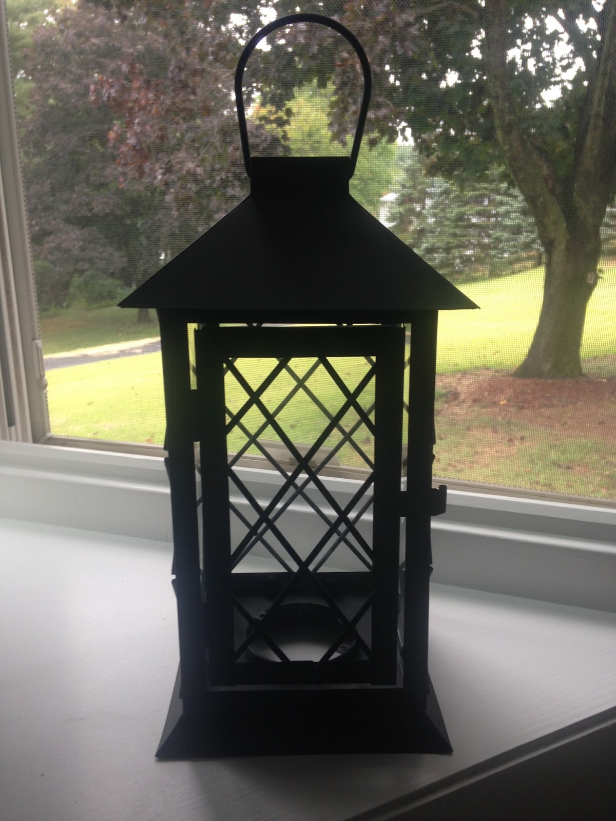 Drew Danielle Design DIY Lantern Wall Decor