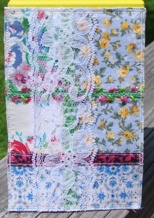 Fabric Postcards by Fabric Mom and Friends