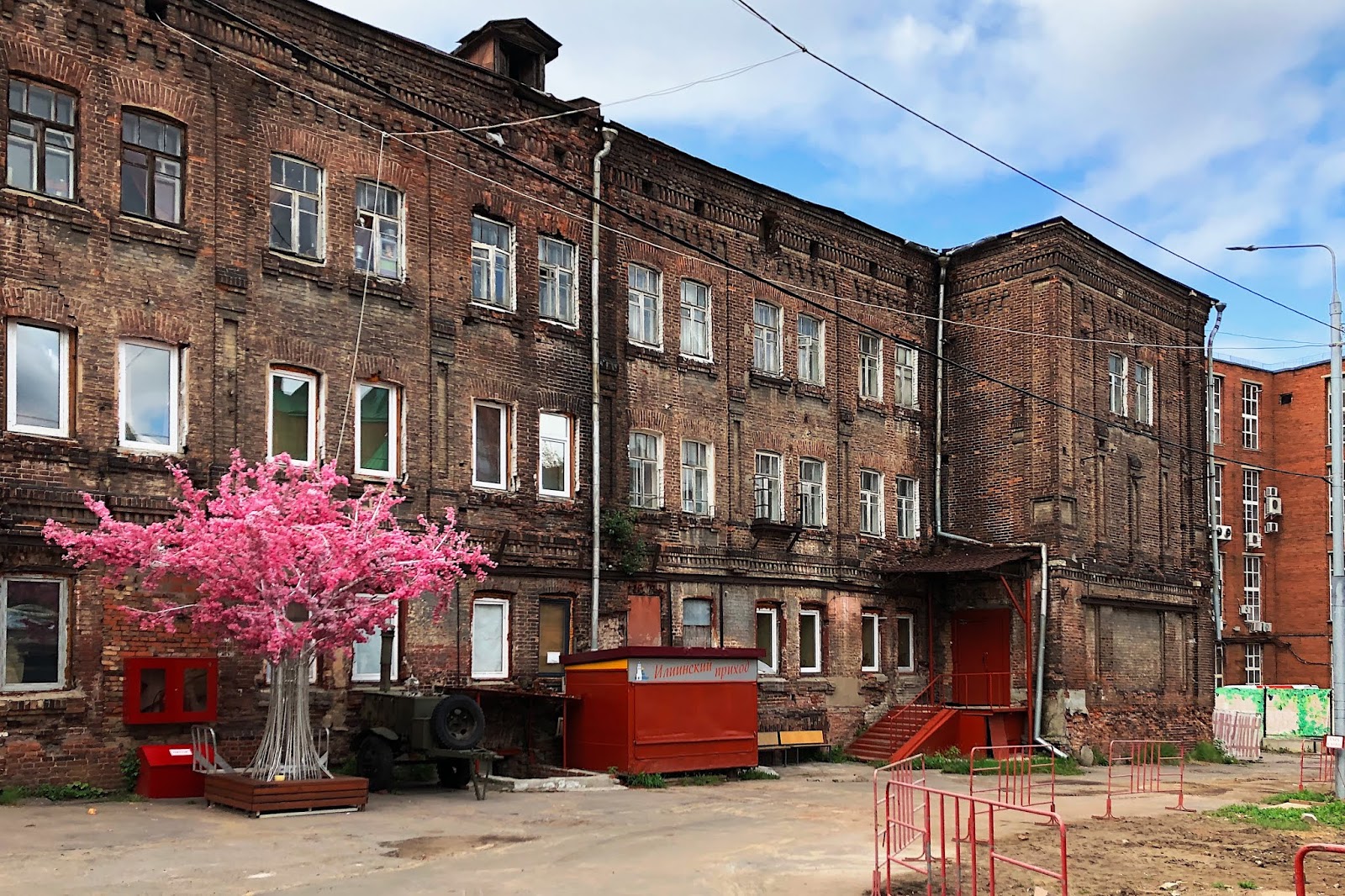 работные дома англия 19 век. работный дом в англии 19 века. бывшее здание тамбовского досааф. работное украина. московский работный дом.