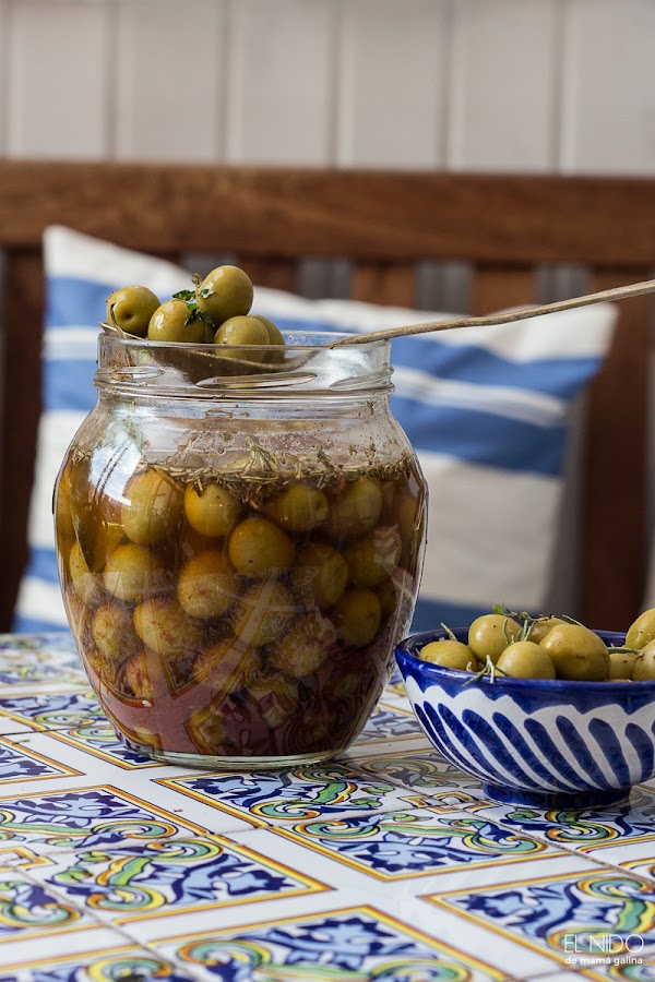  Easy spiced olives