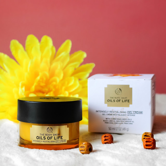 Review Oils Of Life Intensely Revitalising Gel Cream by The Body Shop BubblyBeauty