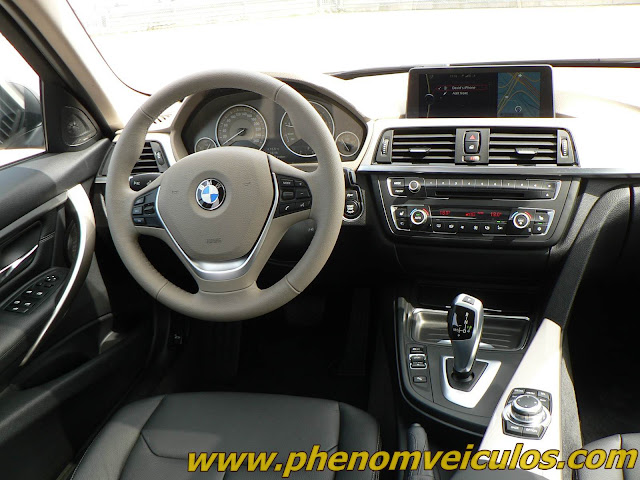 2013 BMW 320i - interior