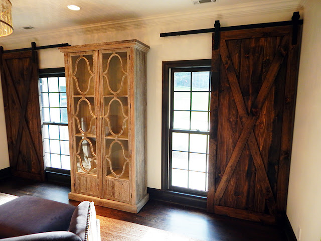 hellolovely-beautiful-wood-plank-door-interior-design