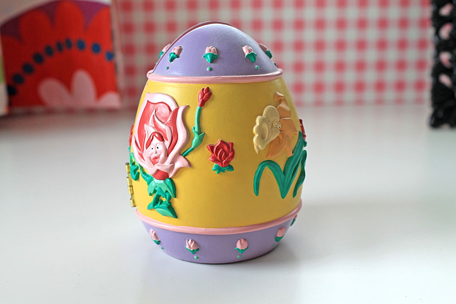 Dina Fragola My Alice in Wonderland collection Easter