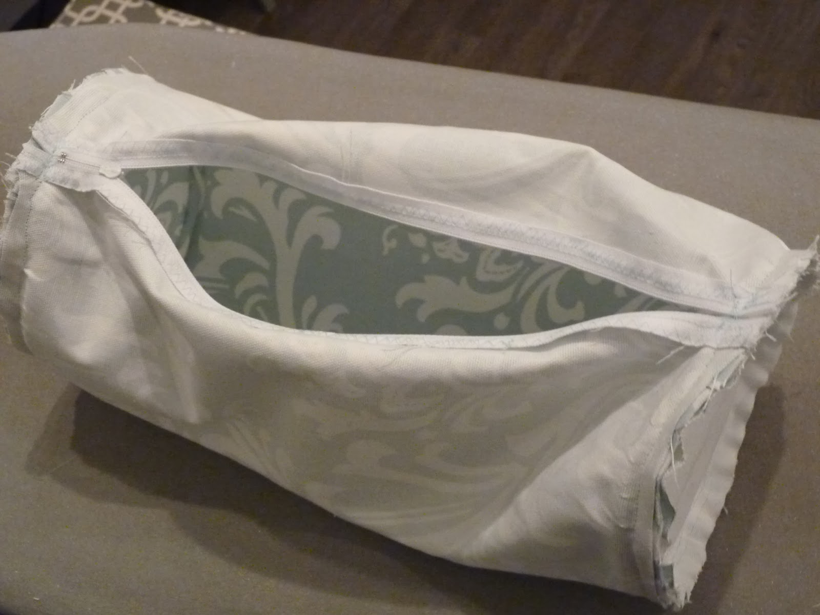 d i y d e s i g n How To Sew A Custom BolsterCushion Cover