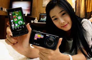Samsung SCH-W880 AMOLED 12M announced in Korea 1