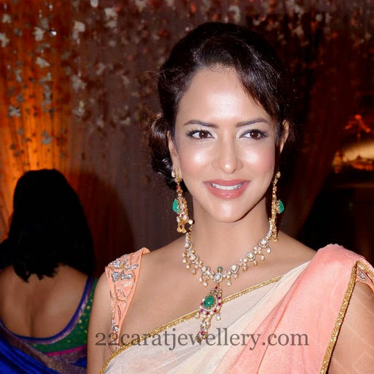 Lakshmi Manchu Kundan Emerald Set - Jewellery Designs