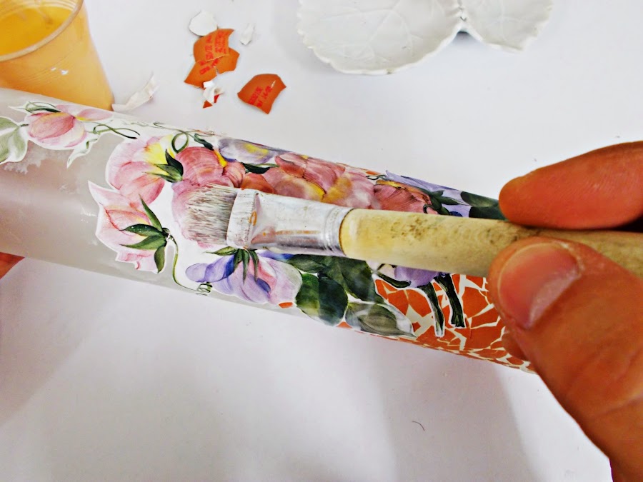 DIY-ideas decoración-reciclaje-diogeneras-botella-cristal-vidrio-cáscaras de huevo-decoupage-4