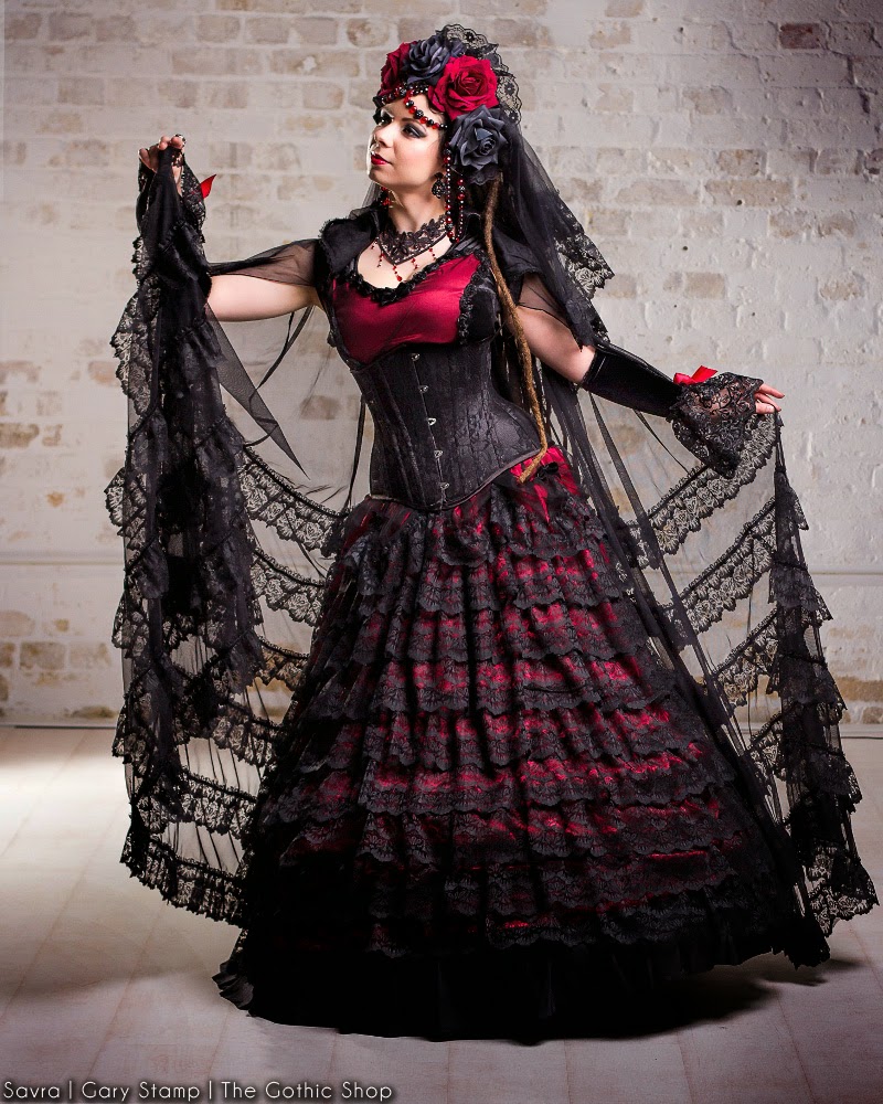 The Gothic Shop Blog: Savra - Ramsgate Art & Gary Stamp - Sapphira Dress