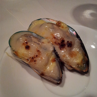 new zealand cheese baked mussels