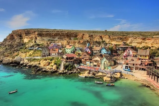 Kỳ bí ngôi làng của thủy thủ Popeye ở Malta