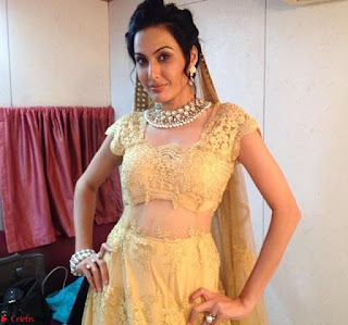 Stunning TV Actress Kamya Punjabi Lovely Pics ~  Exclusive Galleries 004