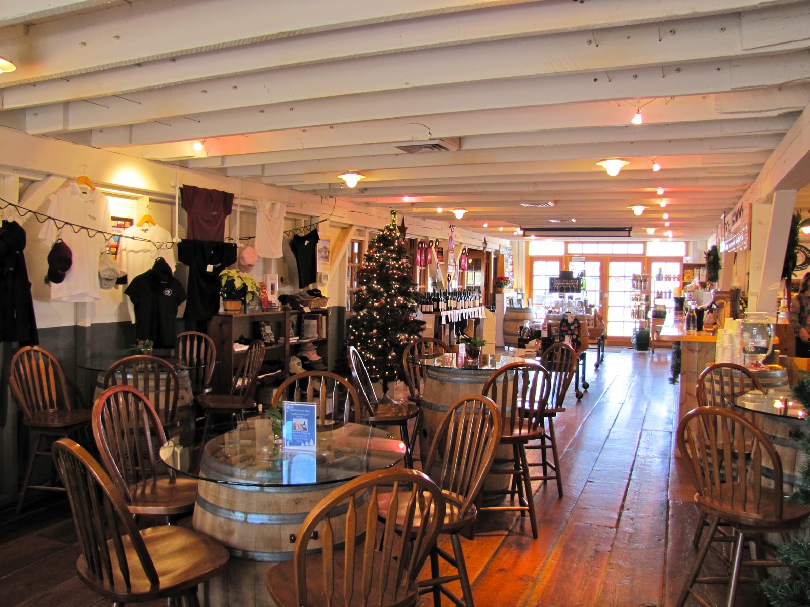 The Oregon Winery Review Christmas Season at Roxyann Winery Medford