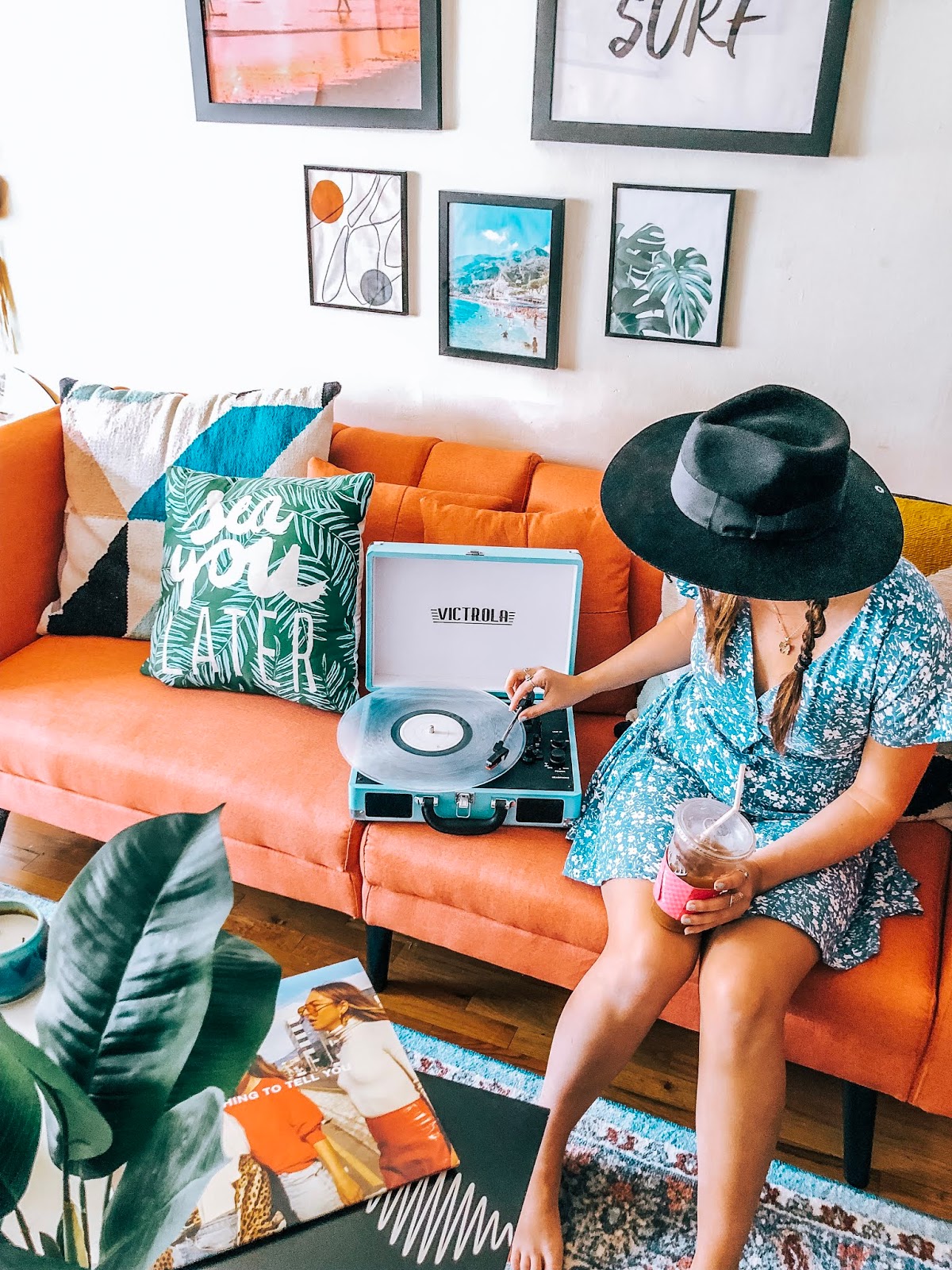 Victrola Record Player — dancingwithflyingcolors