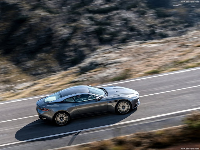 Aston Martin DB11