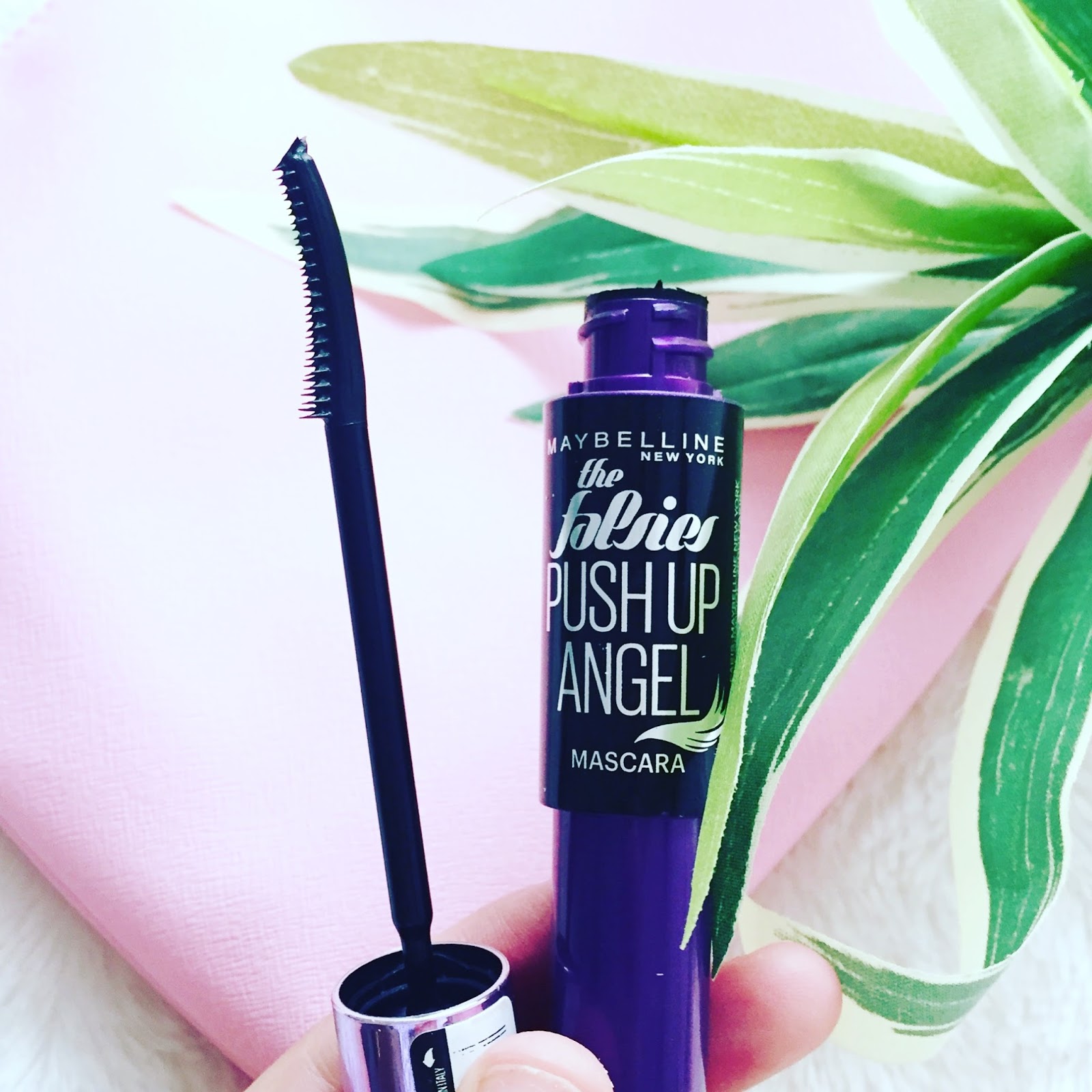 The falsies Push Up Angel de Maybelline