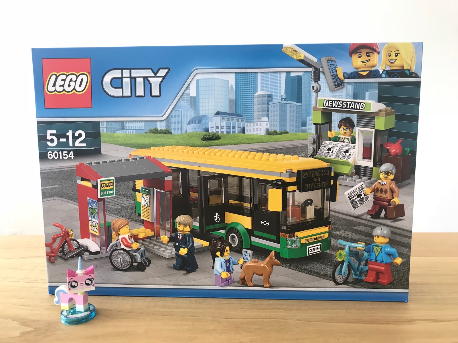 lego city bus station 60154