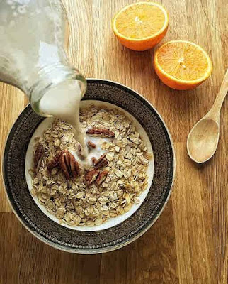 DIY Facial nourishing cream made from oats DIY Facial nourishing cream made from oats