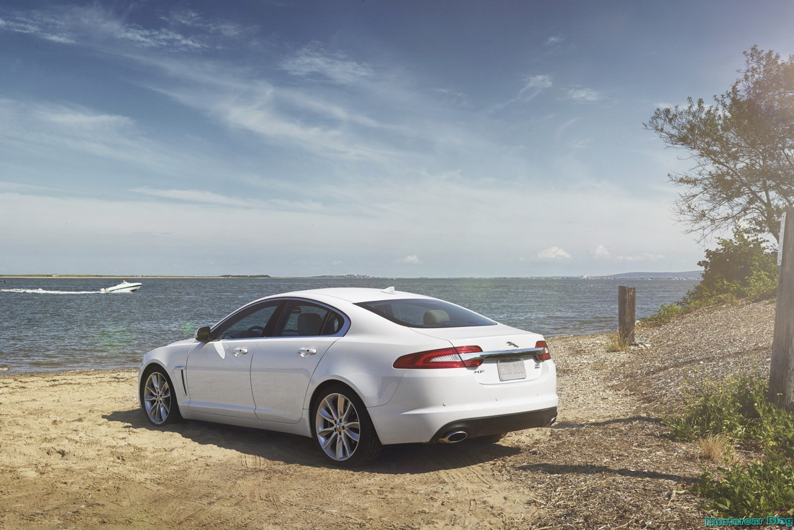 Photo Gallery Jaguar Presents AllWheel Drive Versions of 2013 On The