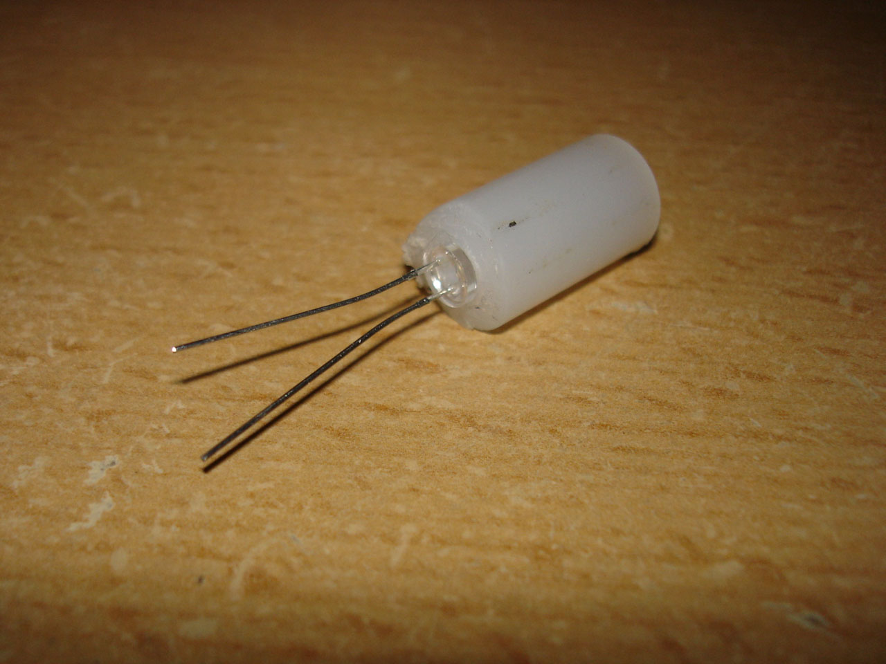 .ledhacker LED Candle Light Flicker with Arduino