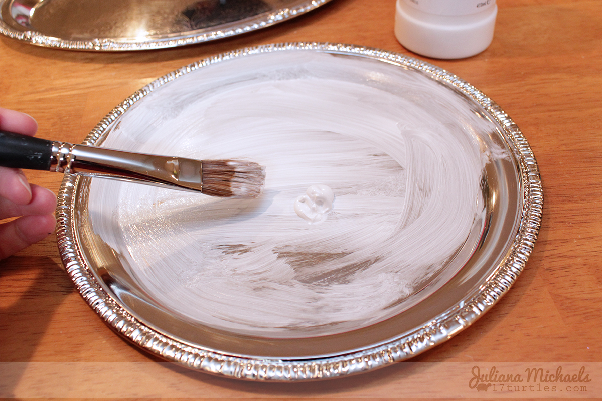 Painting tray with white acrylic gesso