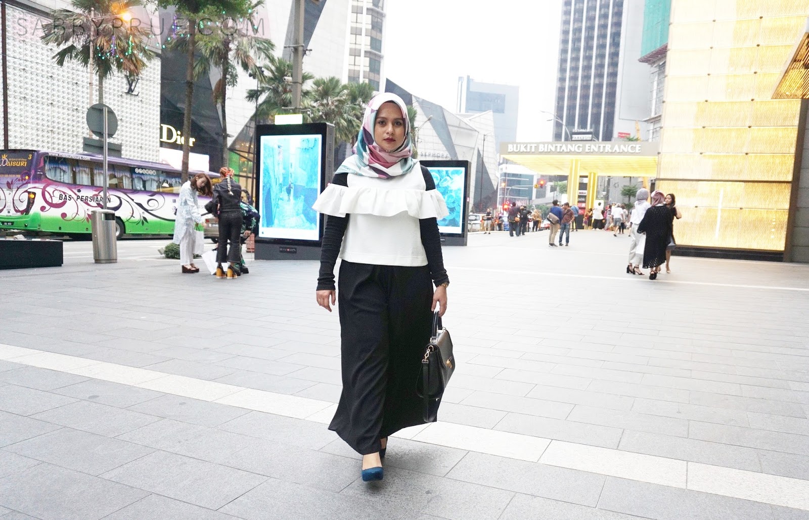 Lookbook 1 Off Shoulder Top For Girls In Hijab Sabby Prue Malaysian Beauty Lifestyle Blogger