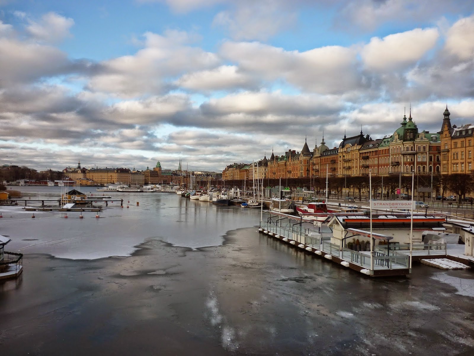 Photo Vue de Stockholm sur un pont