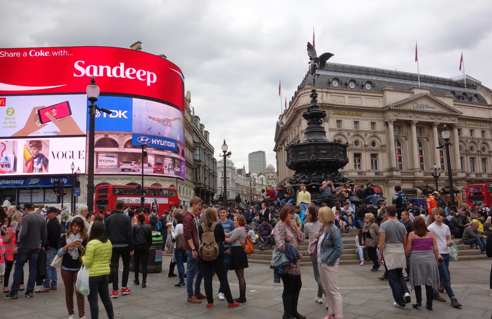 Where is FatBoy ?: London : Piccadilly, Leicester Square ...