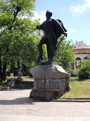 симферополь памятник Суворову