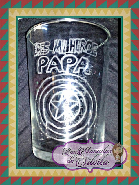 Vaso grabado para un heroe de papa