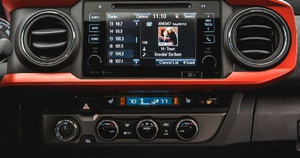 2018 Toyota Tacoma | Infotainment Review - DRIVE FOR CARS
