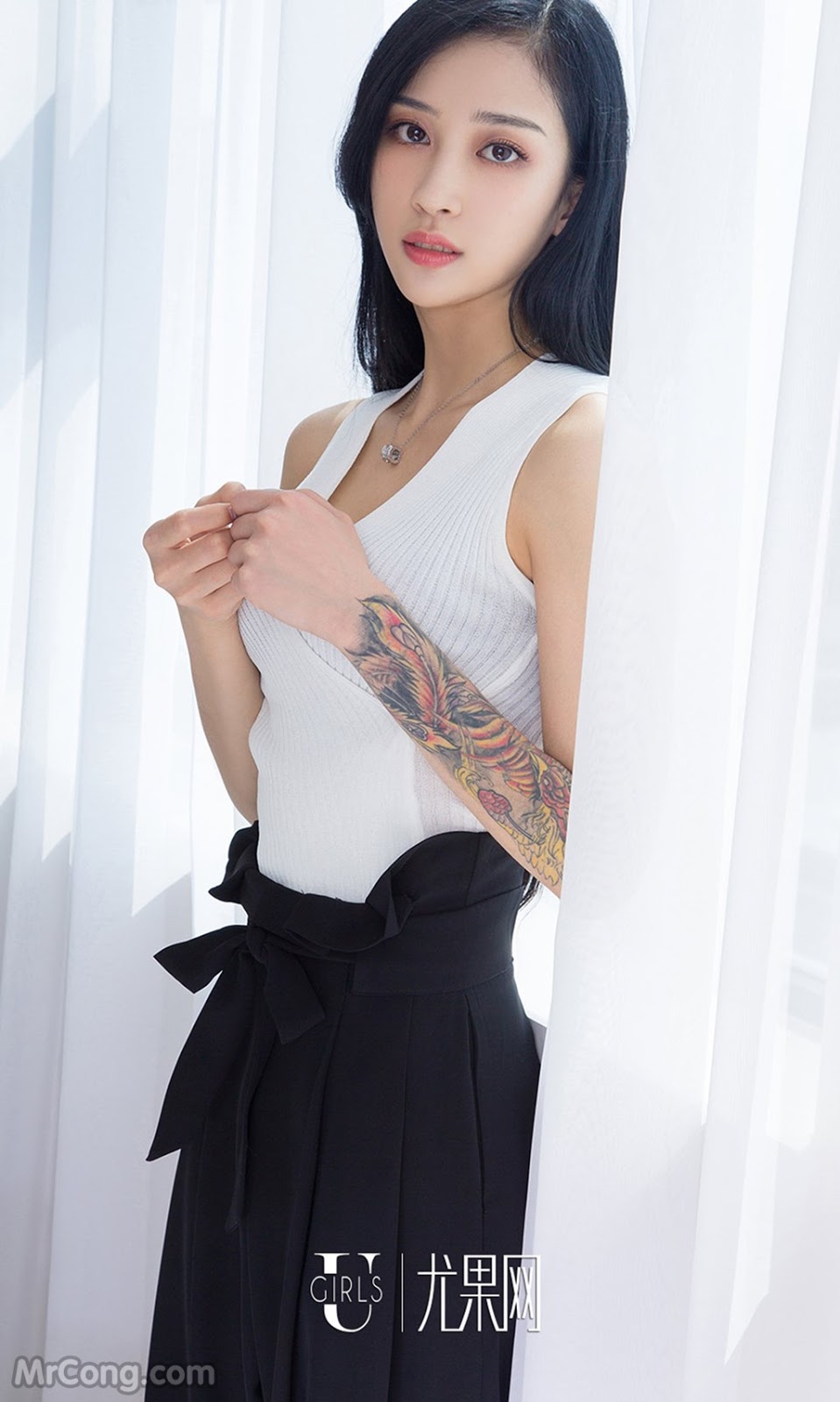 UGIRLS – Ai You Wu App No.720: Model An Ya Ruo (安雅若) (40 photos)