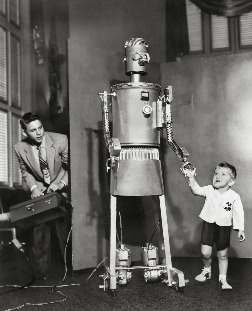 Mitch O'Connell: The Top 100 World's Weirdest (and Sexiest) Vintage Robots!