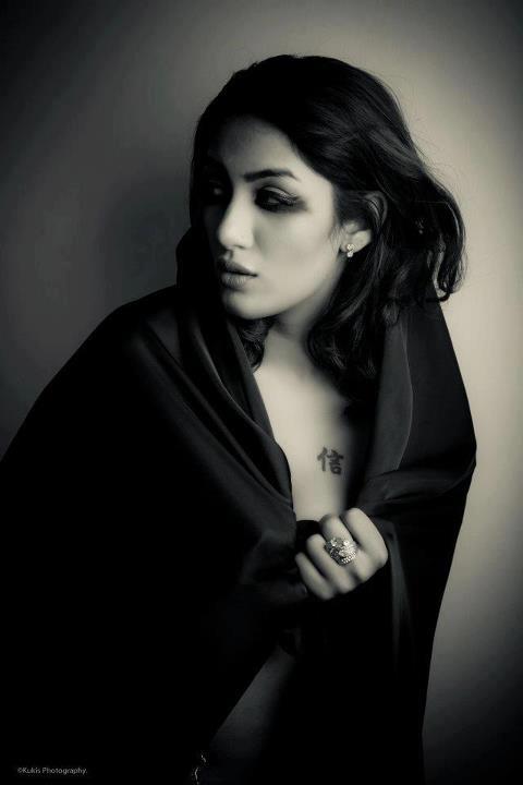 Pakistani Model Mathira Topless Photoshoot 2012 Hot