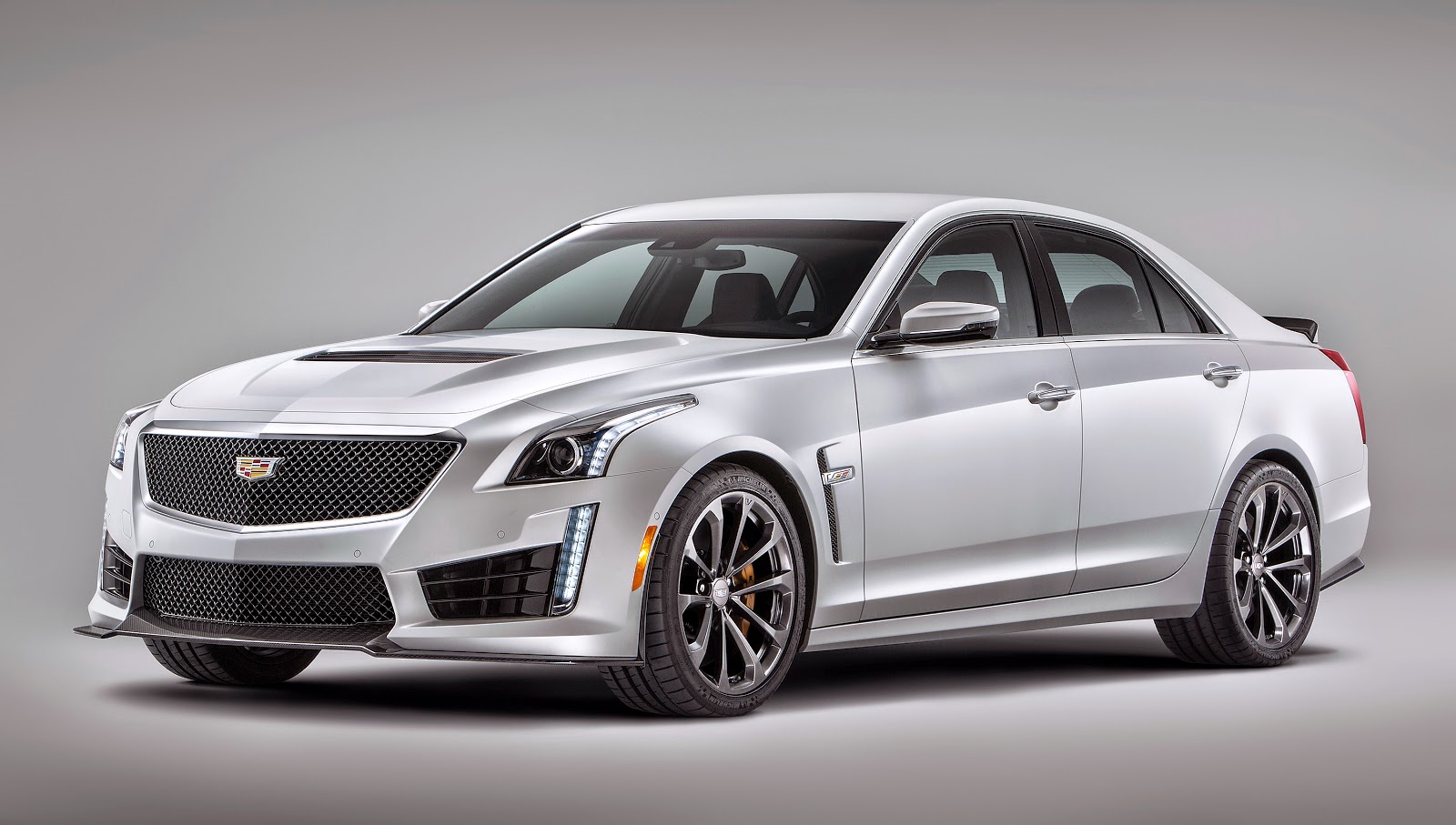 Autos Cadillac CTSV 2016 el más potente de la historia