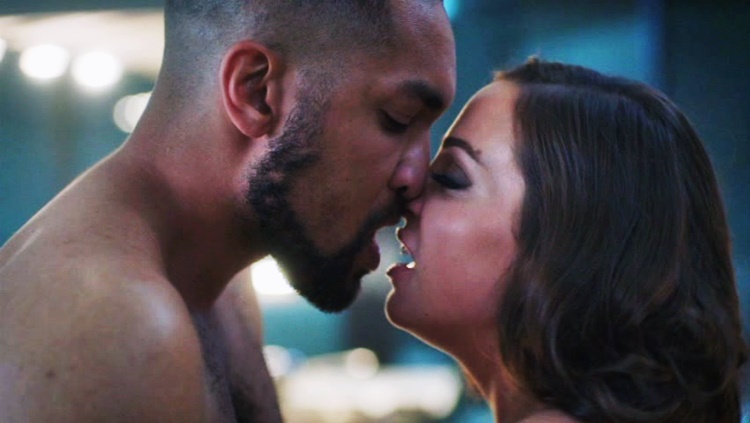 Screenshots del showcase Abigail de Abigail Mac (Tush, 2018)