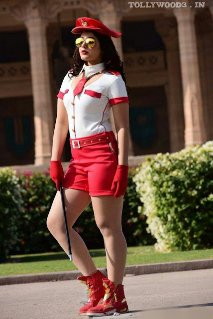 Rashi Khanna Skin Tight Red and White Stylish Hot Dress HD Photos