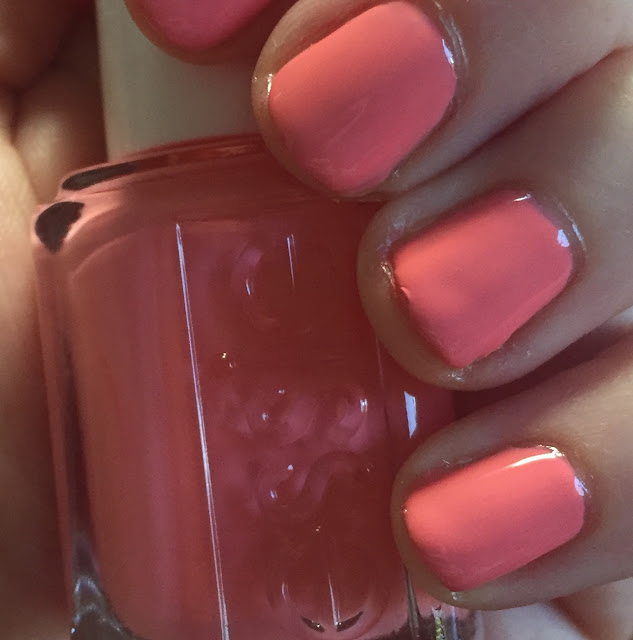 Essie, Essie Lounge Lover, Essie Spring 2016 collection, nails, nail polish, nail lacquer, nail varnish, manicure, On Wednesdays We Wear Pink, Mean Girls
