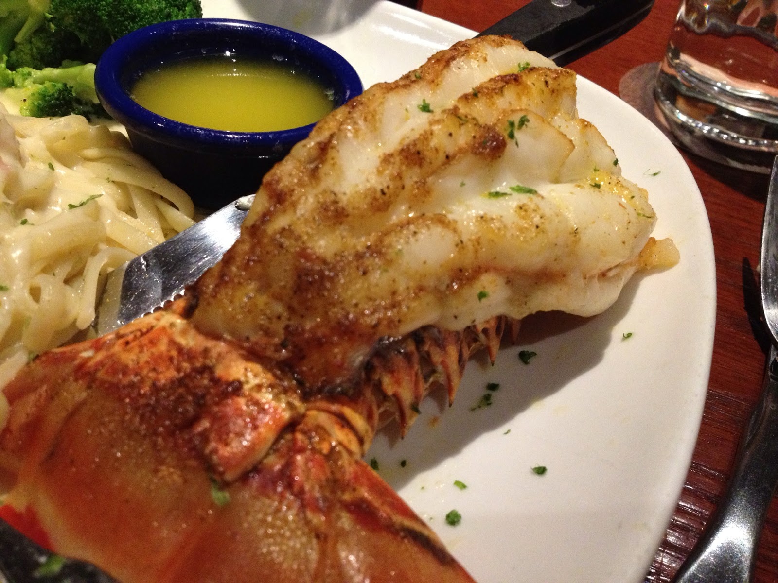 Red Lobster - Reviews & $25 Giveaway! | The Food Hussy!