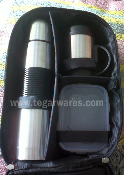 Promotional Waterbottles & Tablewares: Vaccum Flask Set