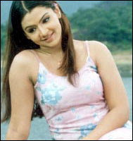 Arthi-Agarwal Wallpaper