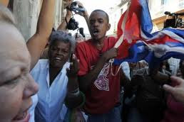 Identifica a los represores y chivatos en Cuba. INFORMATE E INFORMA